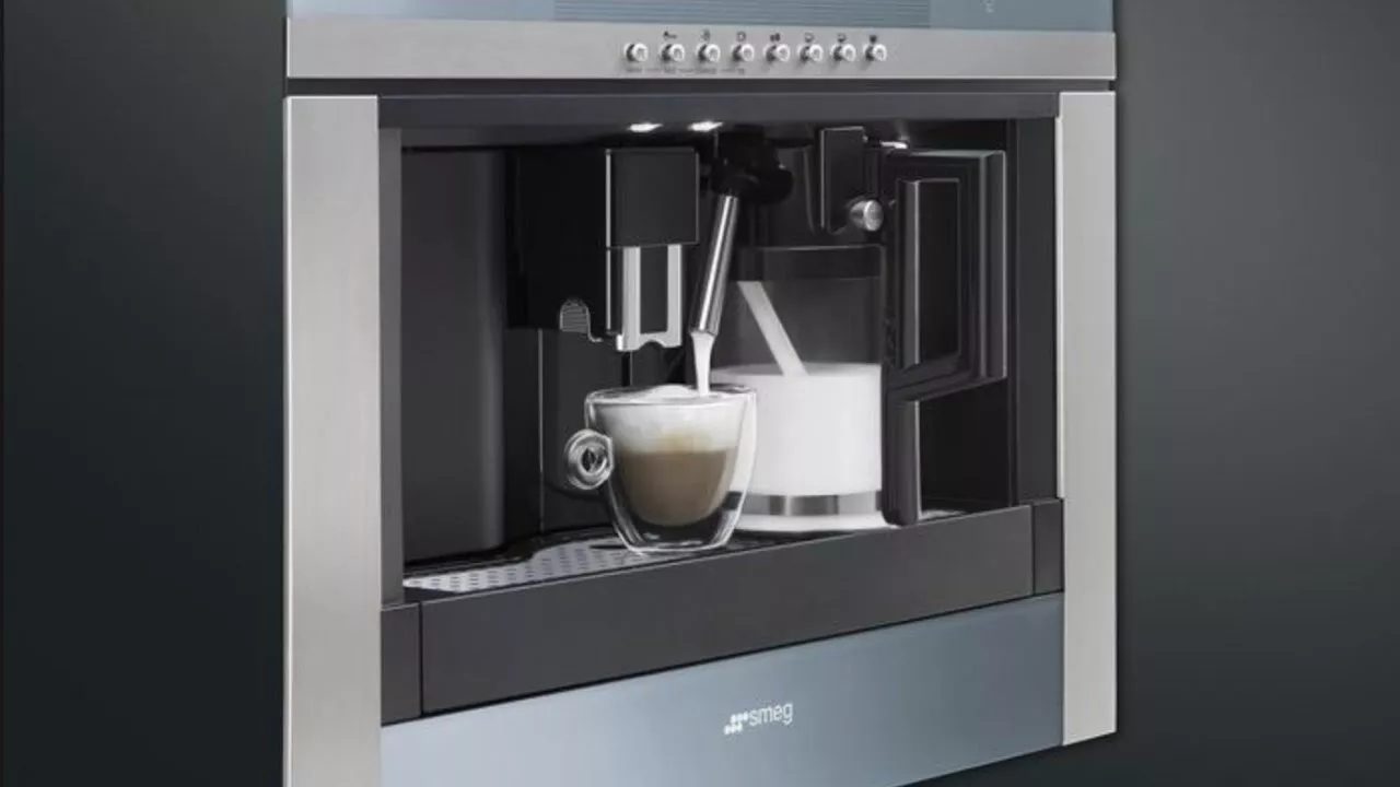 Smeg выпустил новую линейку автоматических кофемашин с Wi-Fi управлением Smeg выпустил новую линейку автоматических кофемашин с Wi-Fi управлением